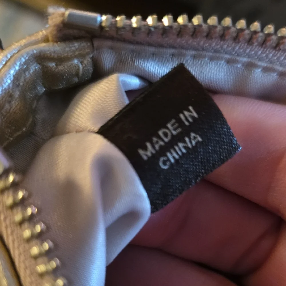 Coach Hobo 2008 Metallic Wave Patchwork Bag!  💕 - Picture 16 of 17